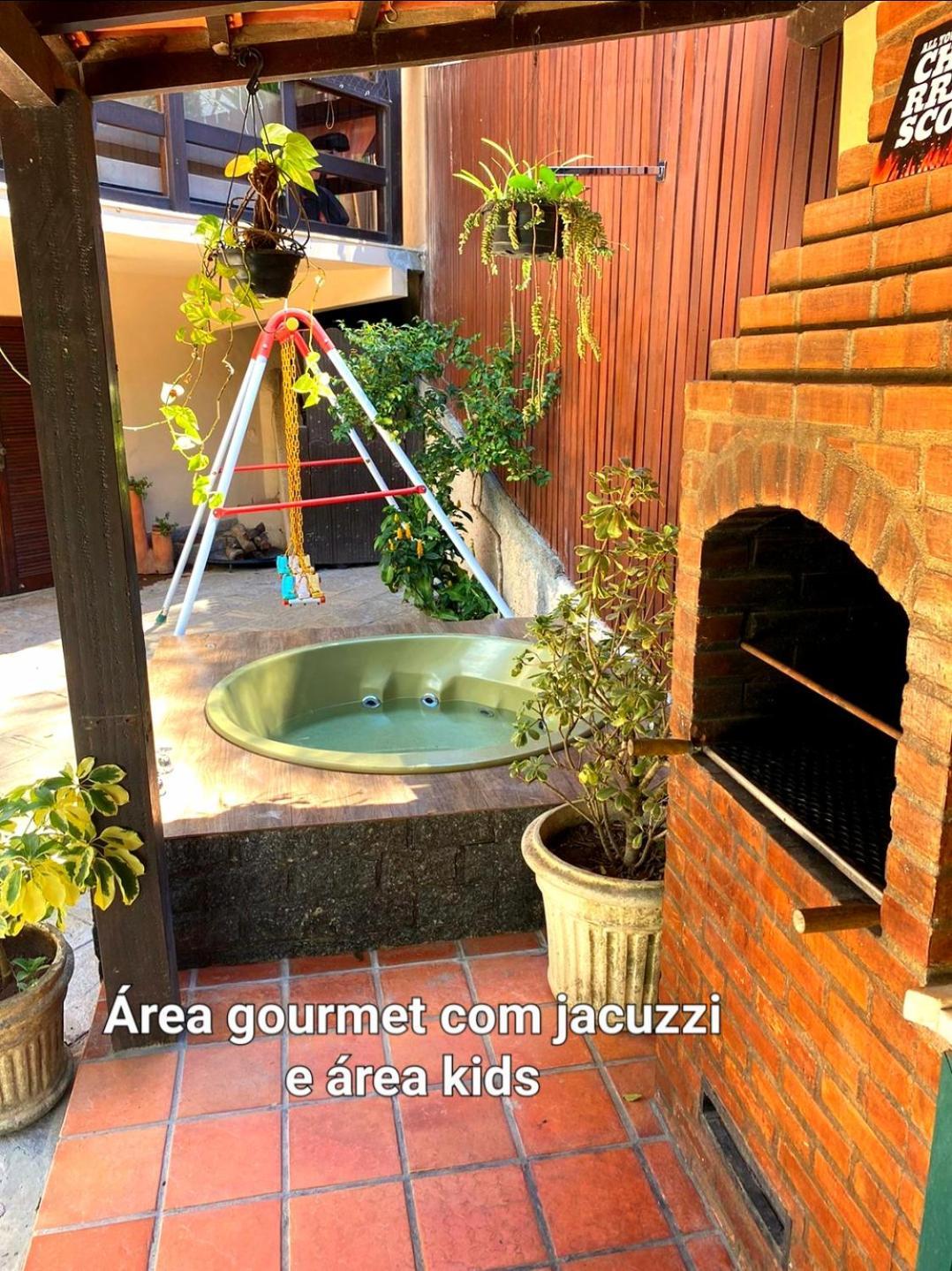 Aconchego De Itaipava - Casa De 3 Quartos, Equipada, Area Kids, Jacuzzi, Pet Friendly, Churrasqueira, Em Meio A Natureza E Proximo Ao Centro Do Bairro Petrópolis Zewnętrze zdjęcie