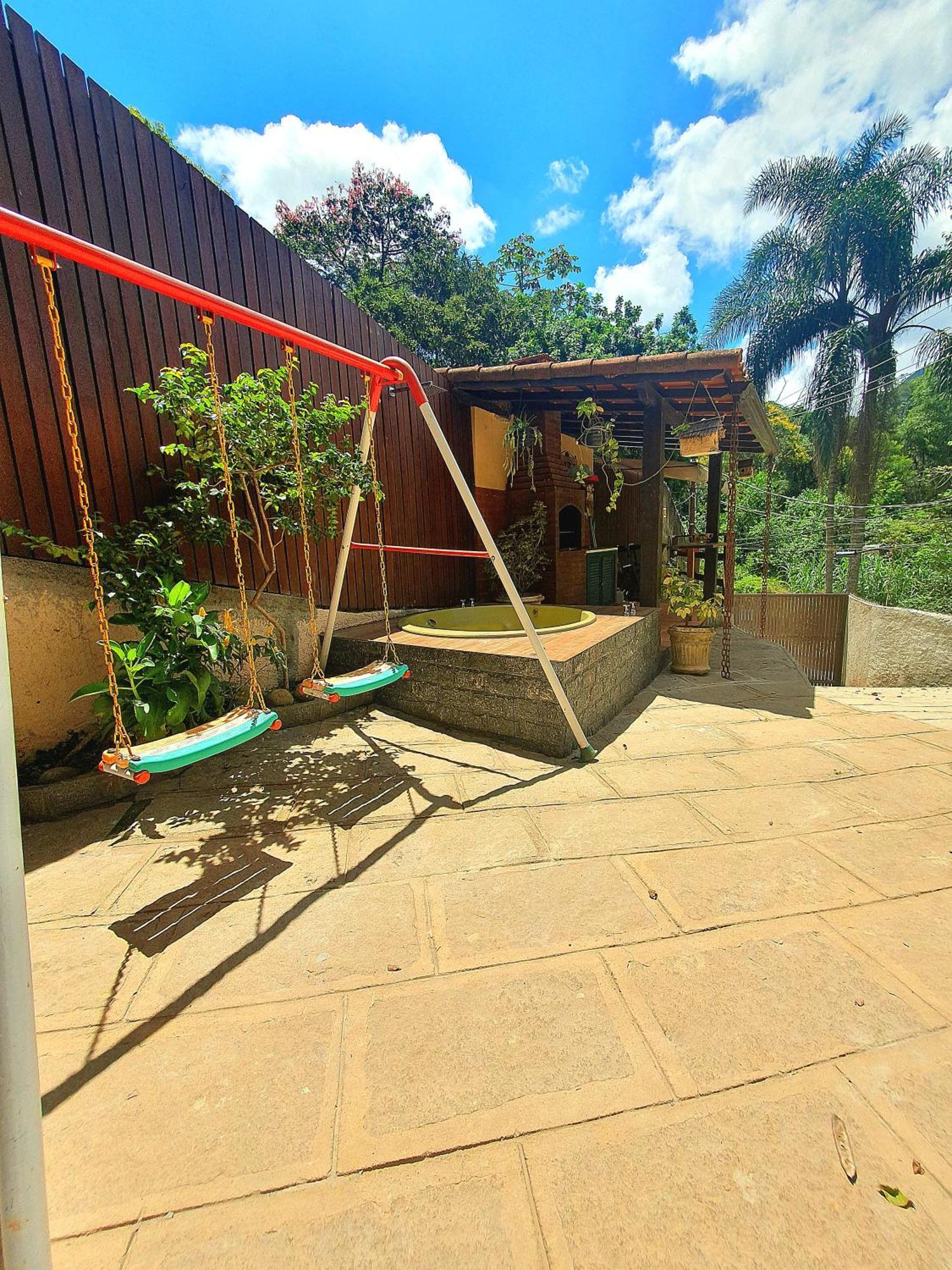 Aconchego De Itaipava - Casa De 3 Quartos, Equipada, Area Kids, Jacuzzi, Pet Friendly, Churrasqueira, Em Meio A Natureza E Proximo Ao Centro Do Bairro Petrópolis Zewnętrze zdjęcie