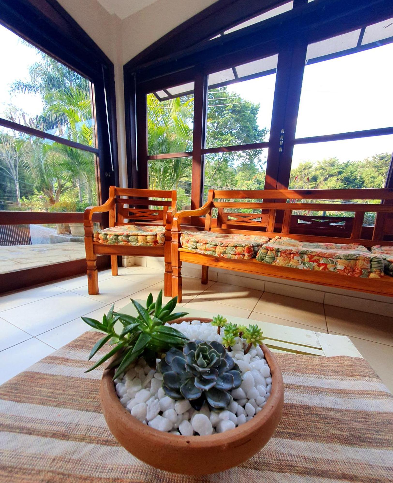 Aconchego De Itaipava - Casa De 3 Quartos, Equipada, Area Kids, Jacuzzi, Pet Friendly, Churrasqueira, Em Meio A Natureza E Proximo Ao Centro Do Bairro Petrópolis Zewnętrze zdjęcie